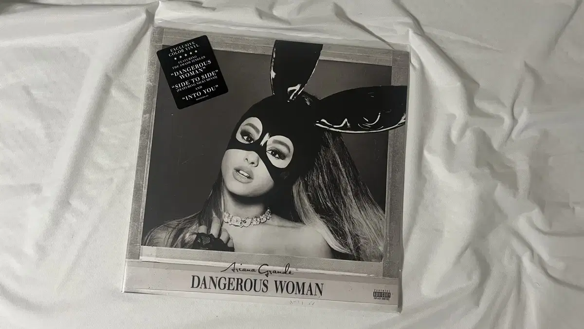 아리아나그란데 Dangerous Woman 퍼플블랙컬러 lp